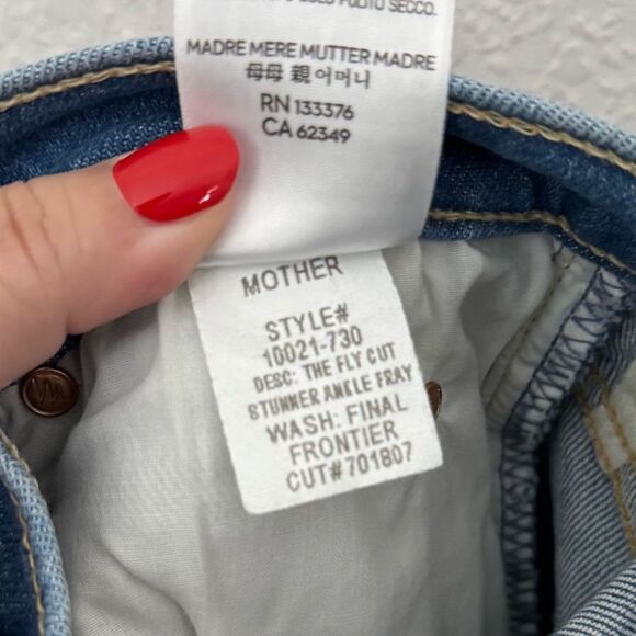 MOTHER The Fly Cut Stunner Fray Jeans in Final Frontier Medium Wash Size 24 - Picture 12 of 13